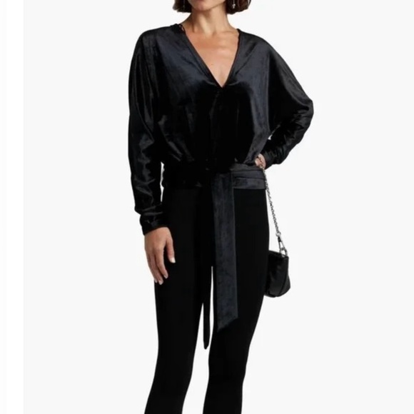 Good American Women’s Velvet Wrap Top Shirt Black Long Sleeve Size 2 - Picture 5 of 8